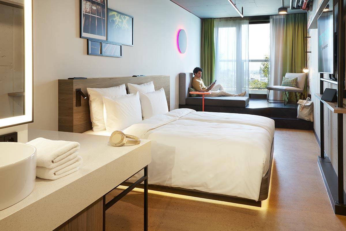 bunker-reverb-hotel-hamburg-superior-king.jpg